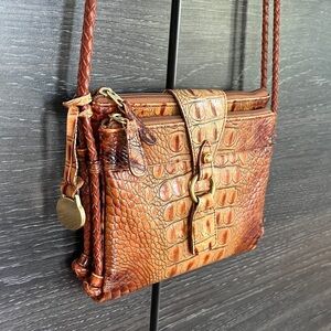 EUC Brahmin Caramel & Pecan Wallet Bag